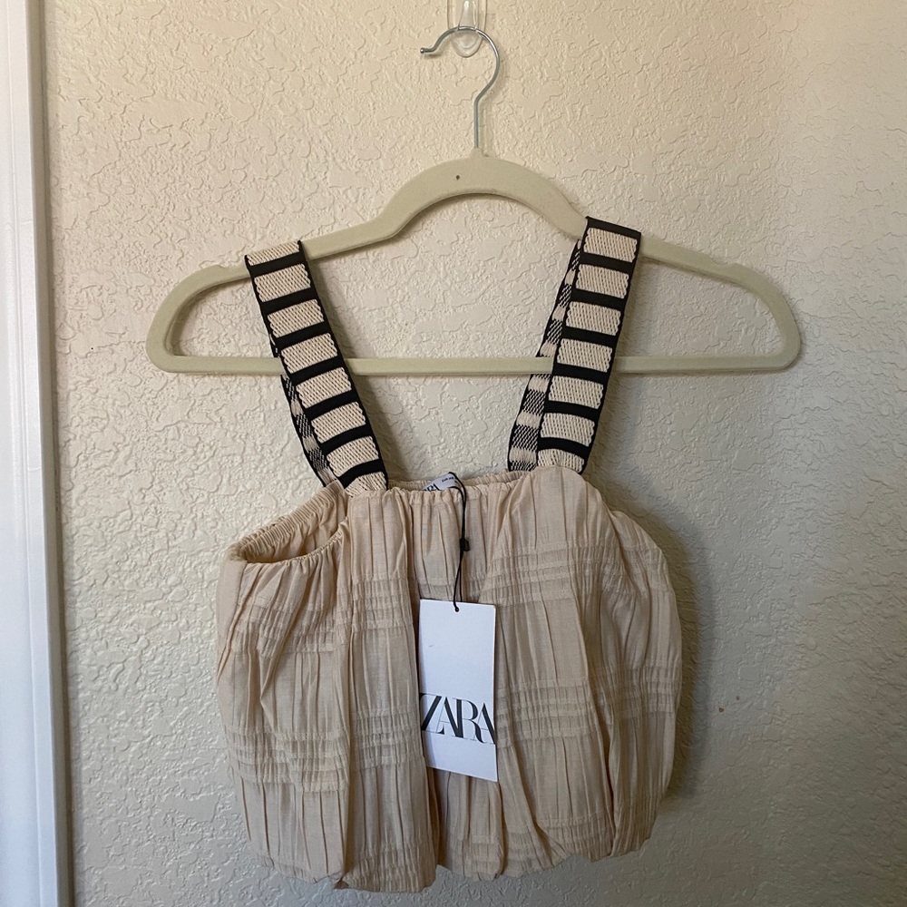 NWT XS Zara crop top